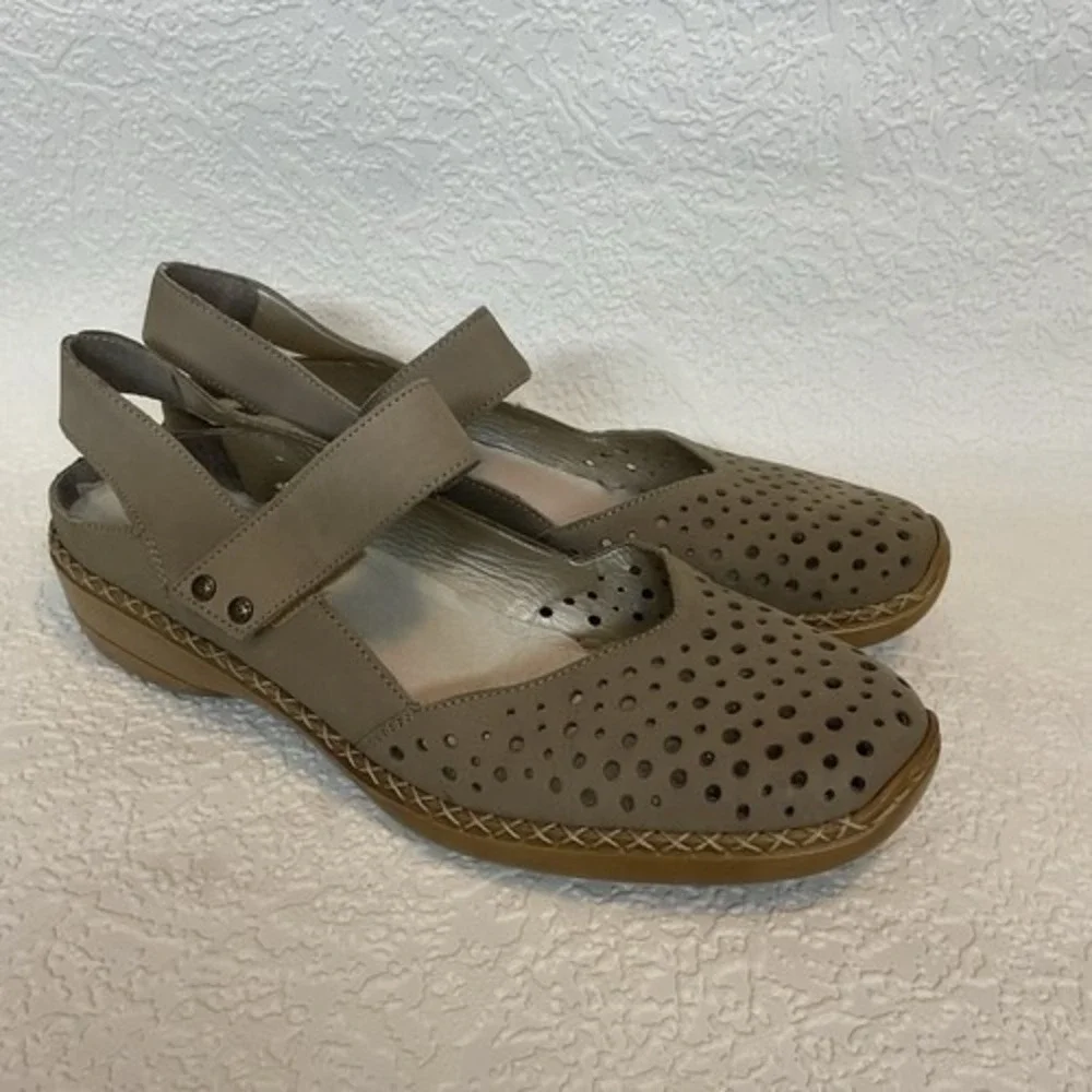 Rieker Tan‎ Closed Toe Slingback Perforated Mary Jane Sandals Women 41/US10-10.5